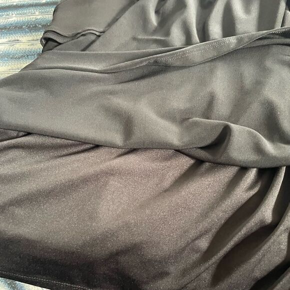 WHITE house black market black halter style top with gold on straps size S - Picture 7 of 7